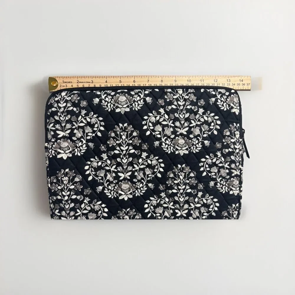 Vera Bradley Retired Chandelier Noir Quilted Laptop Sleeve Black Floral Romantic